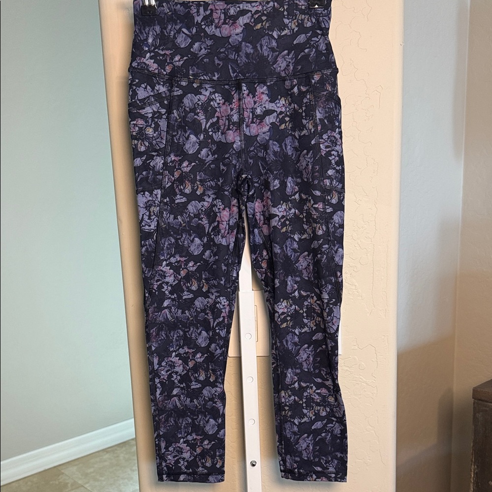 Gottex Women’s Yoga/Training legging with side pockets Blk multi xs